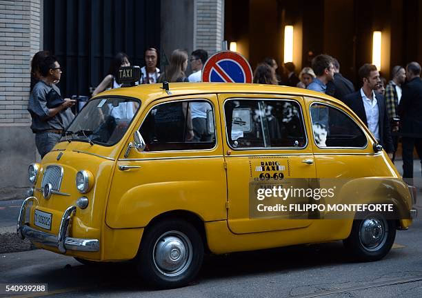 How many seats does a Fiat Multipla have?