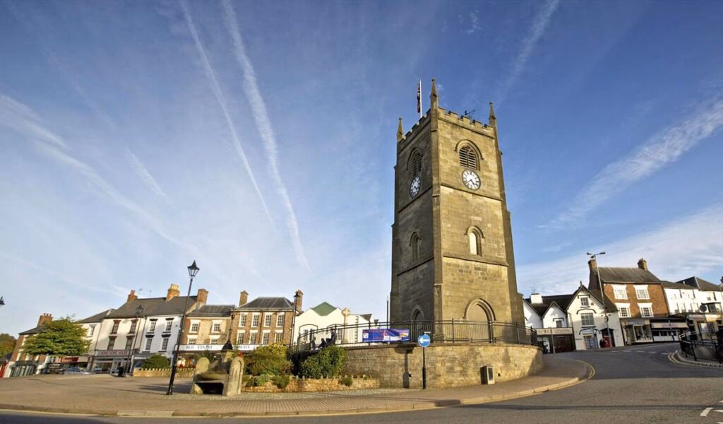 Are electric cabs available in Cinderford?