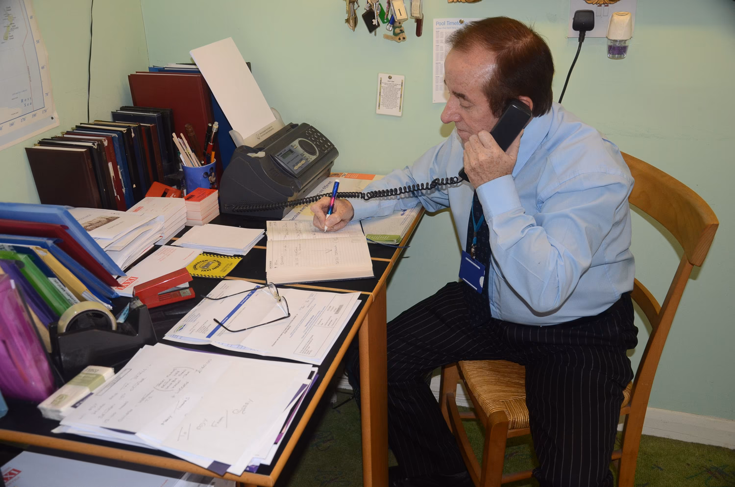 Who owns Framlingham taxis?