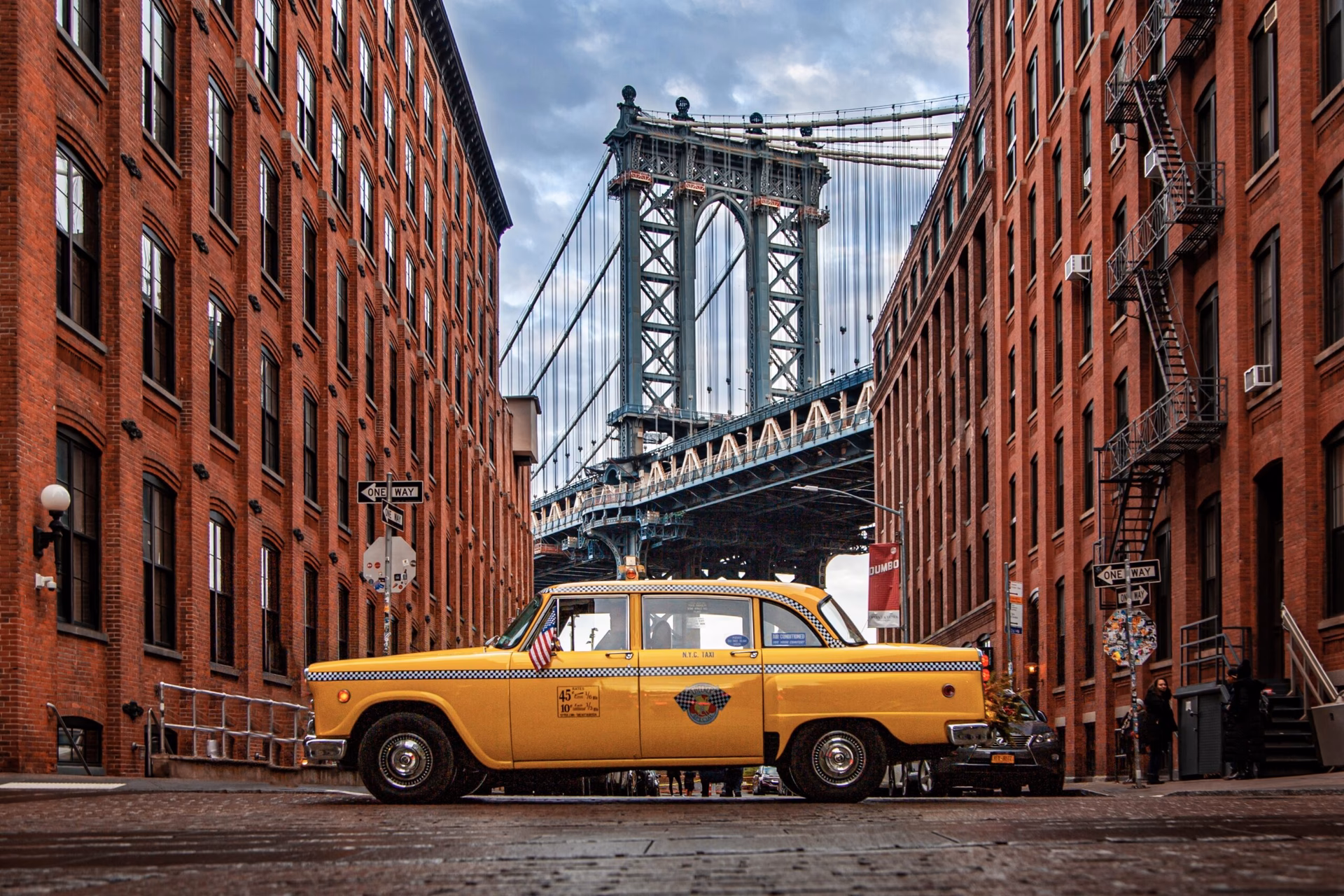 Who is gem Taxi Inc?