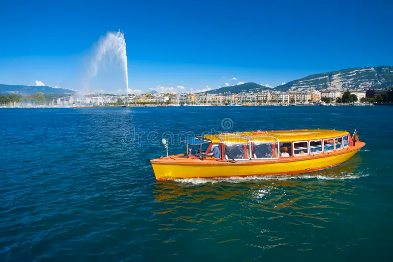 What are Geneva public transport shuttle boats?