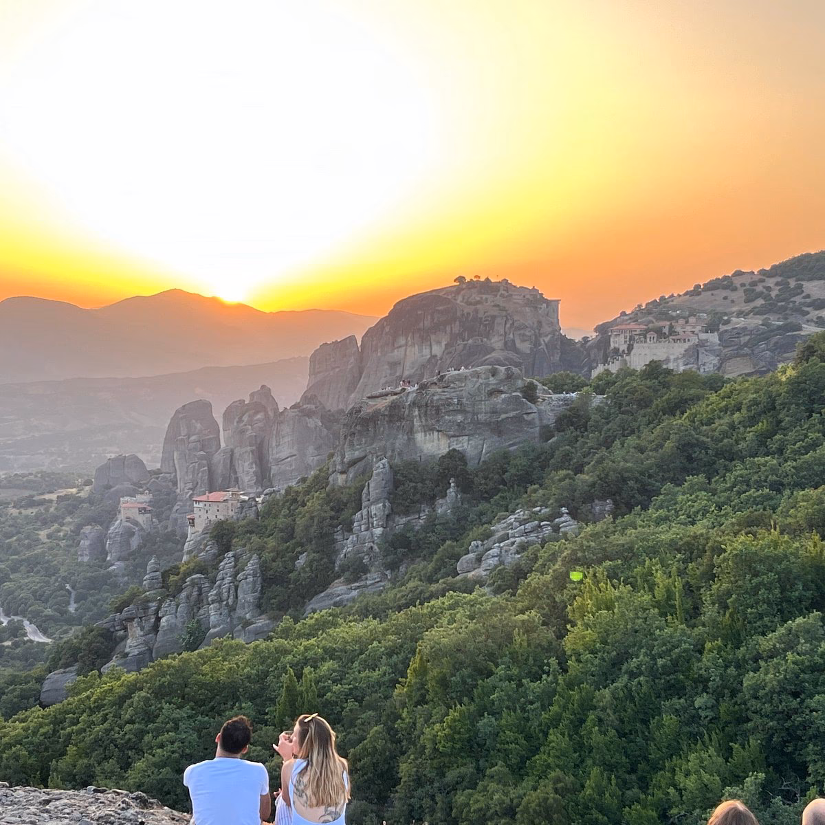 Does Athens have a taxi service?