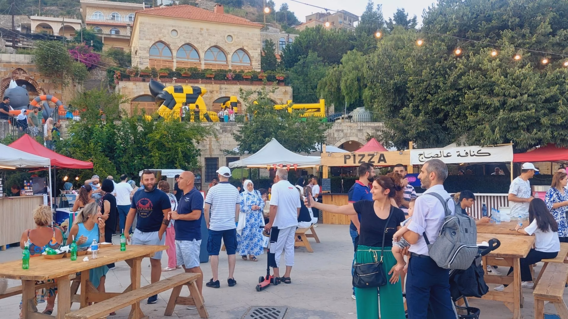 Where can I book a taxi in Lutterworth?