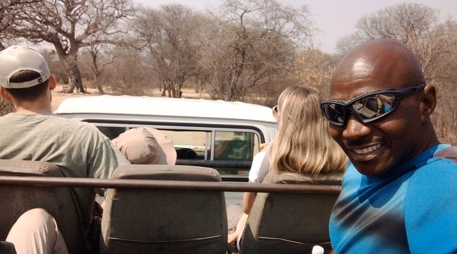 Who is Gifa's transport?