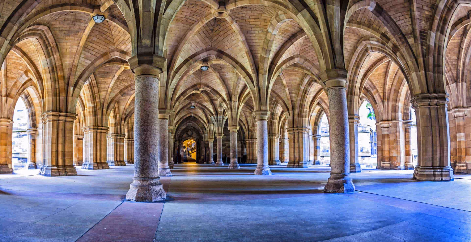 Do you offer passenger assistance services between Glasgow Central & Rutherglen?