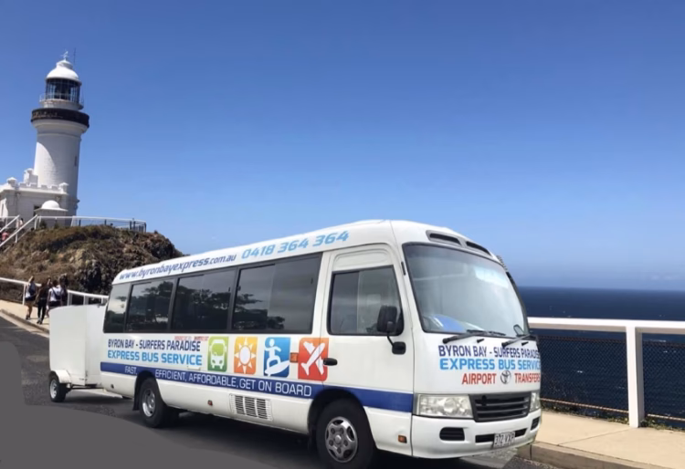 Is there a bus from Gold Coast Airport to Byron Bay?