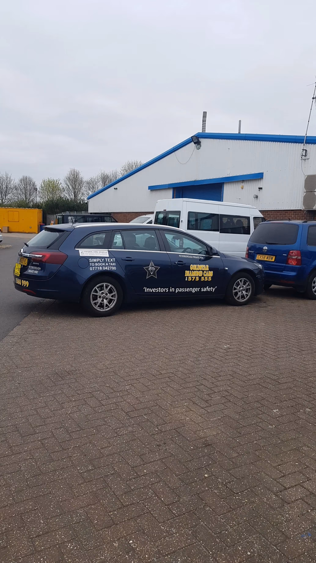 Does Goldstar cabs collect data?