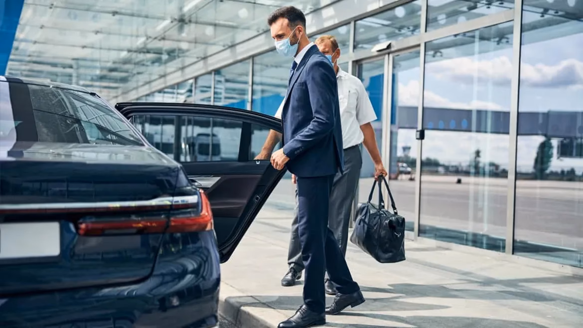 Why should you choose Golf City taxis?