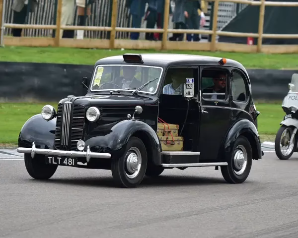 How do I get to the Goodwood Revival?