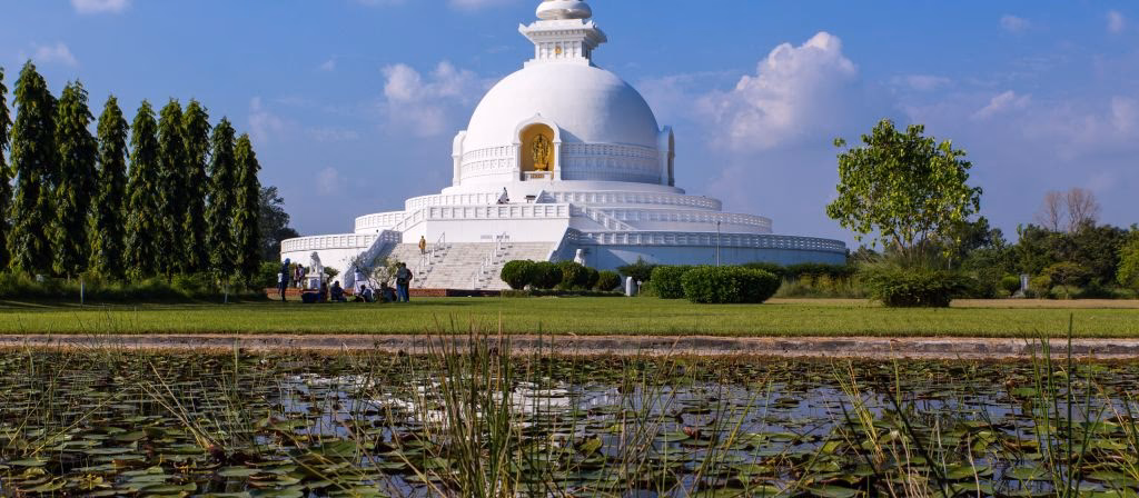 How to reach Lumbini from Gorakhpur by land?