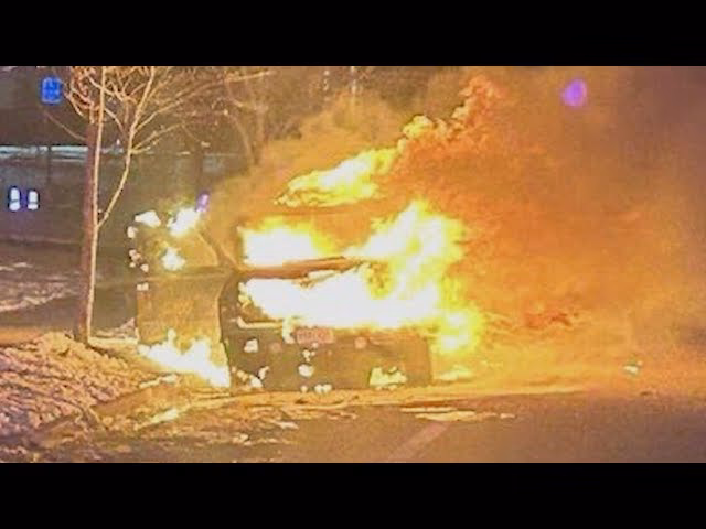 What does it mean to dream about a burning car?