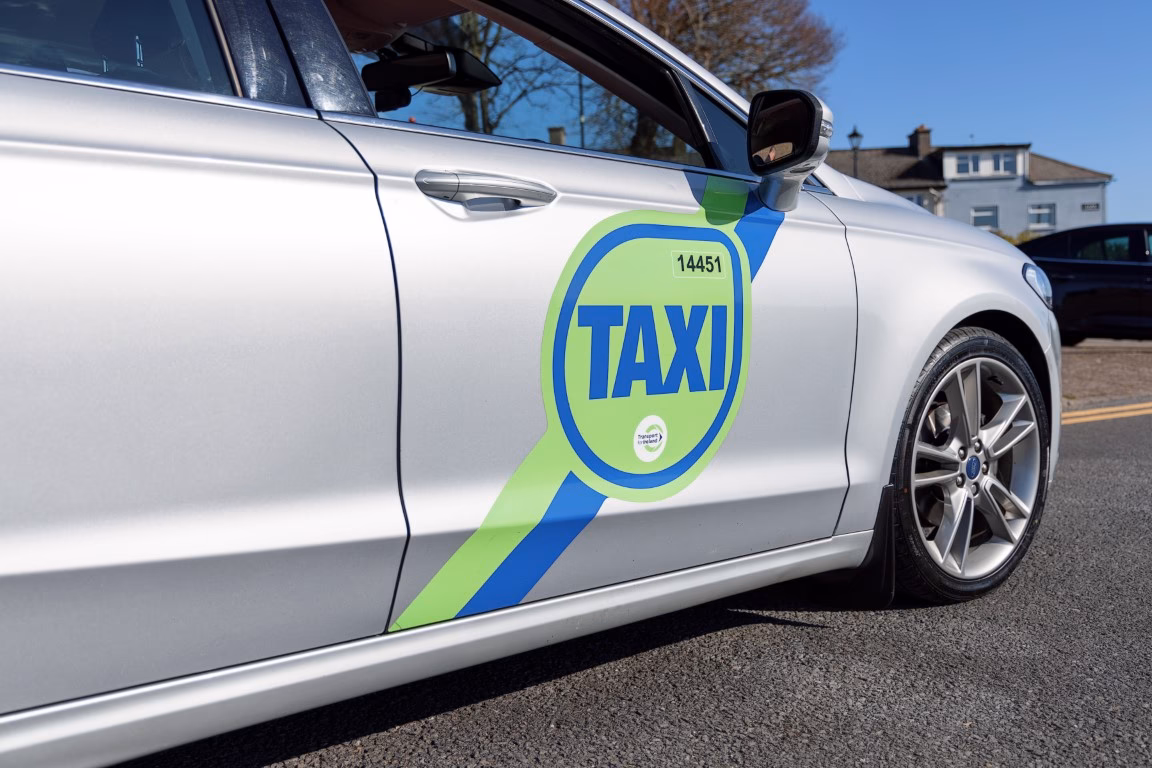 What companies run services between Torquay and Greenway Estate?