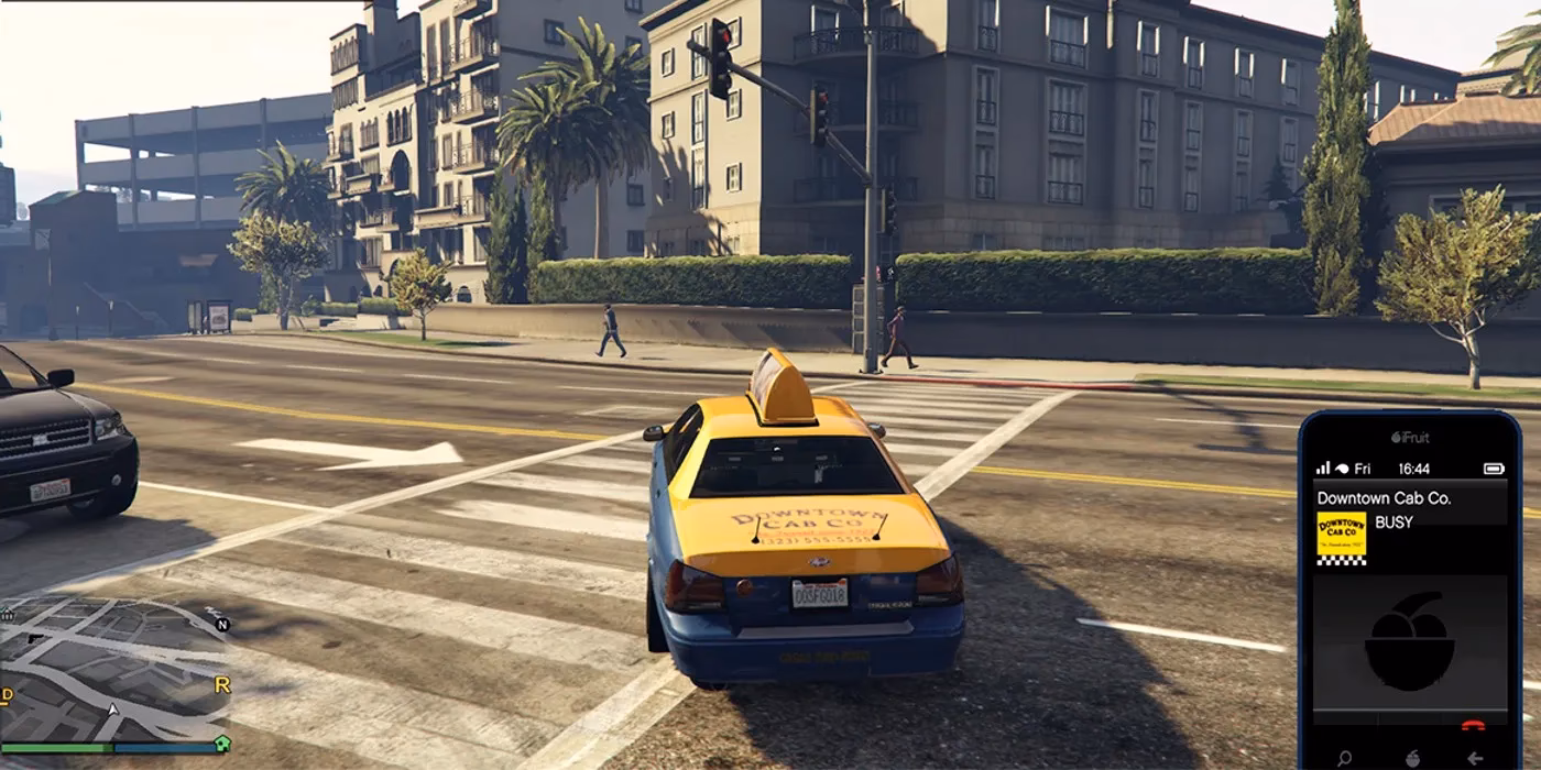 How does fast travel work in GTA Online?