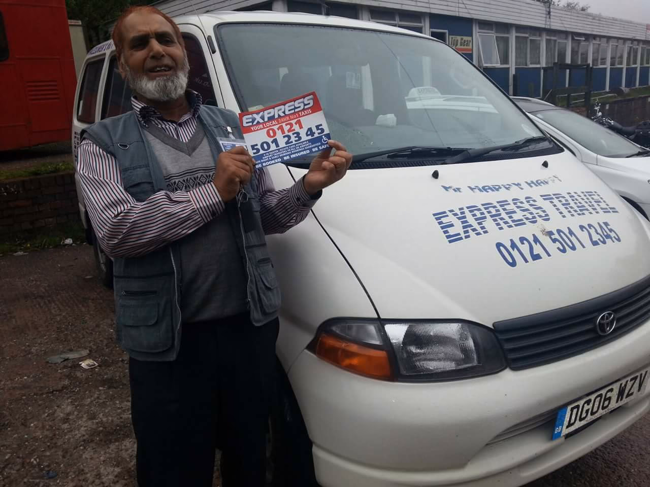 Who is Halesowen taxi?