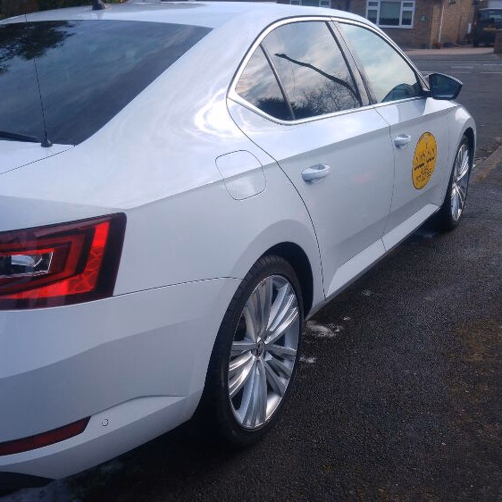 Who are Waveney taxis?