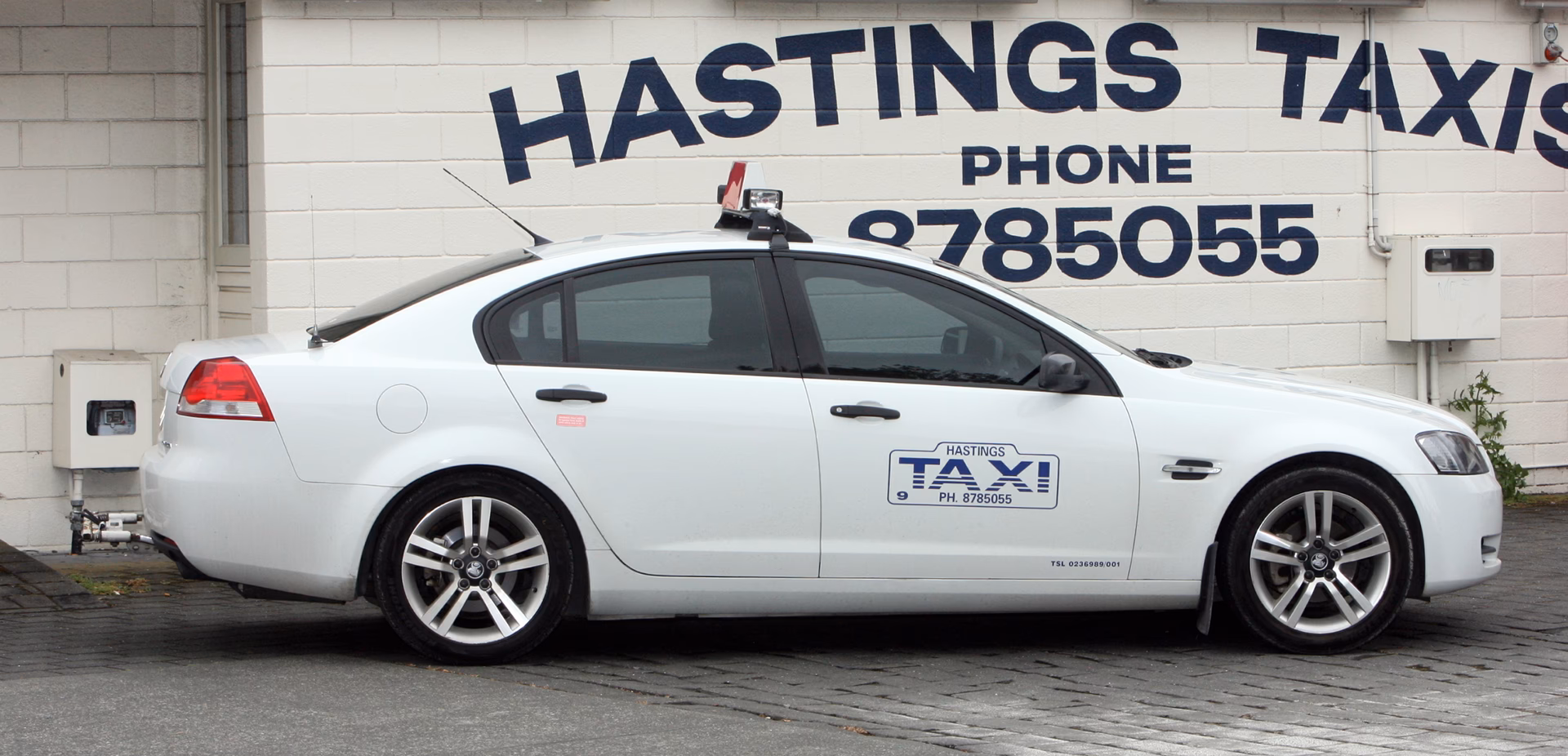 How much does a taxi cost per km?