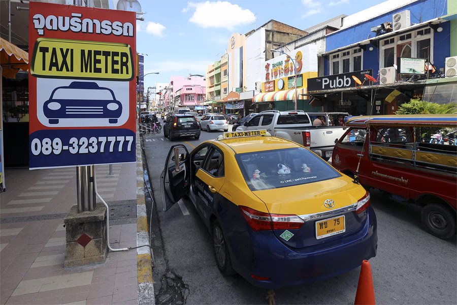How to book bus tickets online in Hatyai?