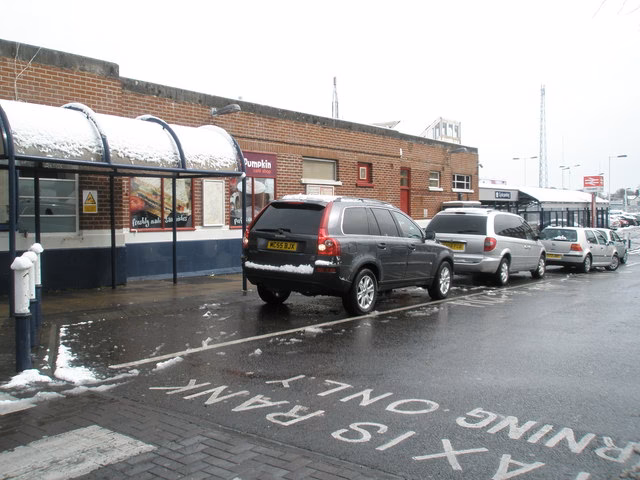 Why should you choose a local taxi service in Havant?