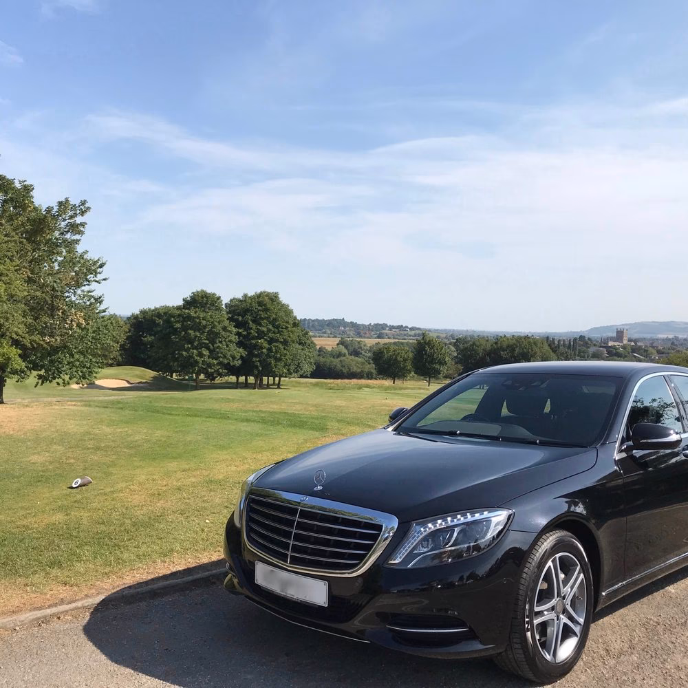 Why should you hire a minibus in Henley?