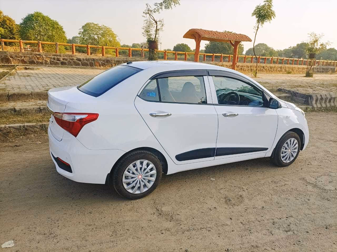 Where is Adalaj Trimandir located?