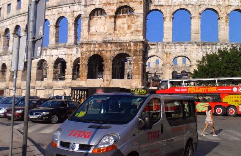 How much does a Croatia airport transfer cost?