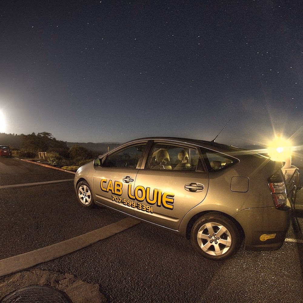 How do I book a cab with the Hoppa app?