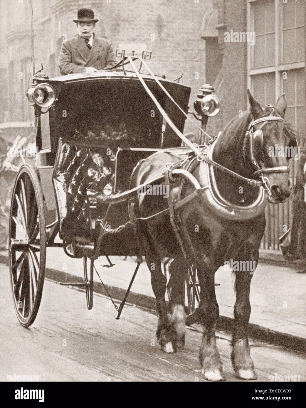 When did a horse-drawn cab go out of business?