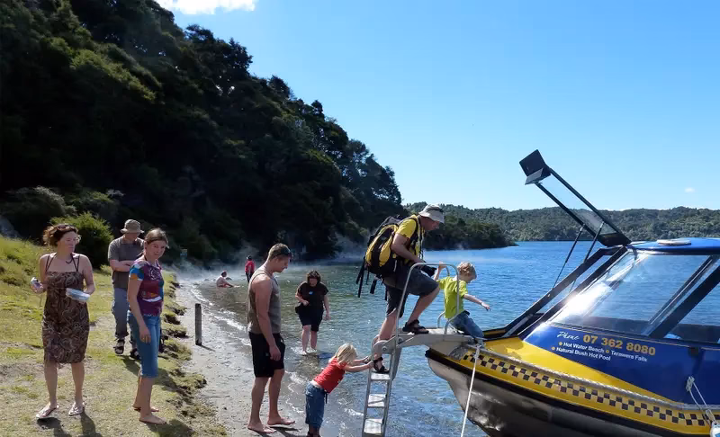 What to do in Lake Tarawera?