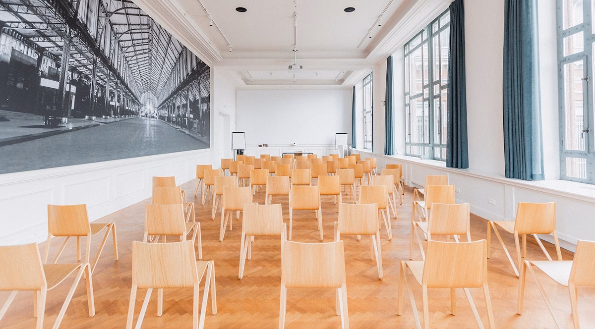 Quels sont les avantages de l’hôtel des douanes à Tour & Taxis ?