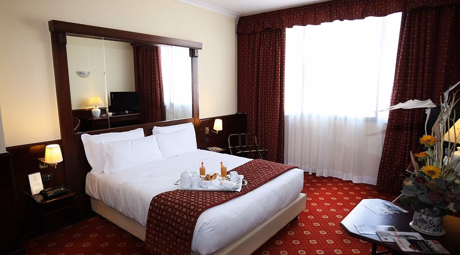 Does Ciampino Airport have Uber?