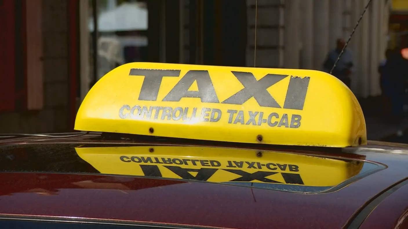 How do I get a taxi in Jersey?