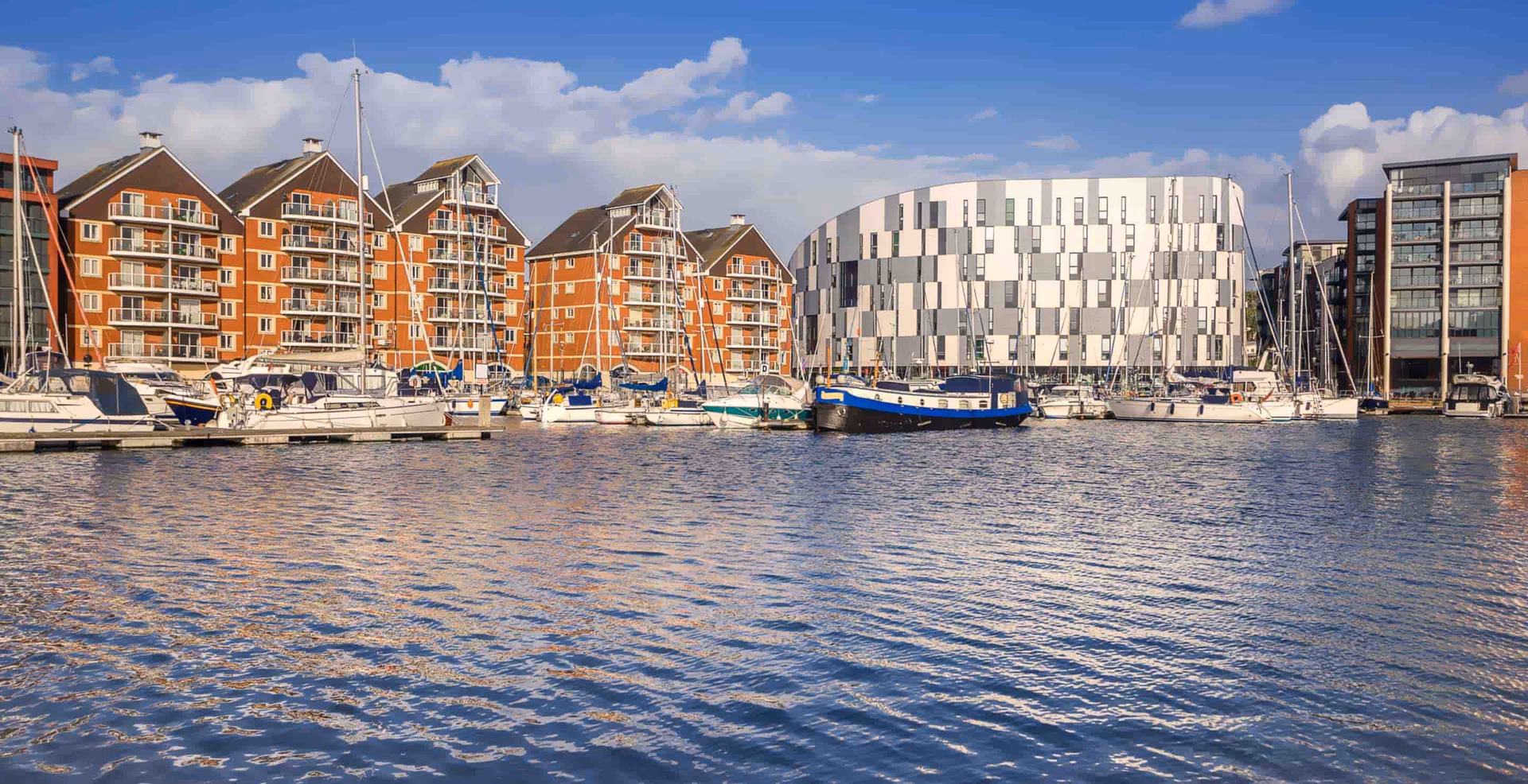 How to get from Felixstowe to Ipswich?