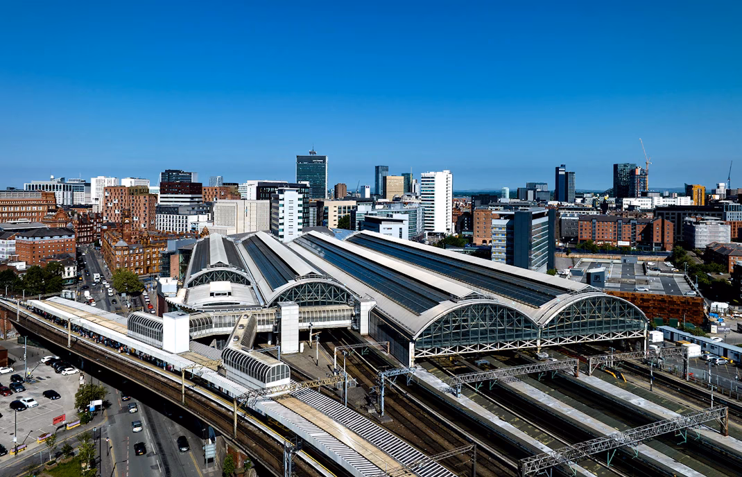 How safe is Piccadilly station to Etihad Stadium?