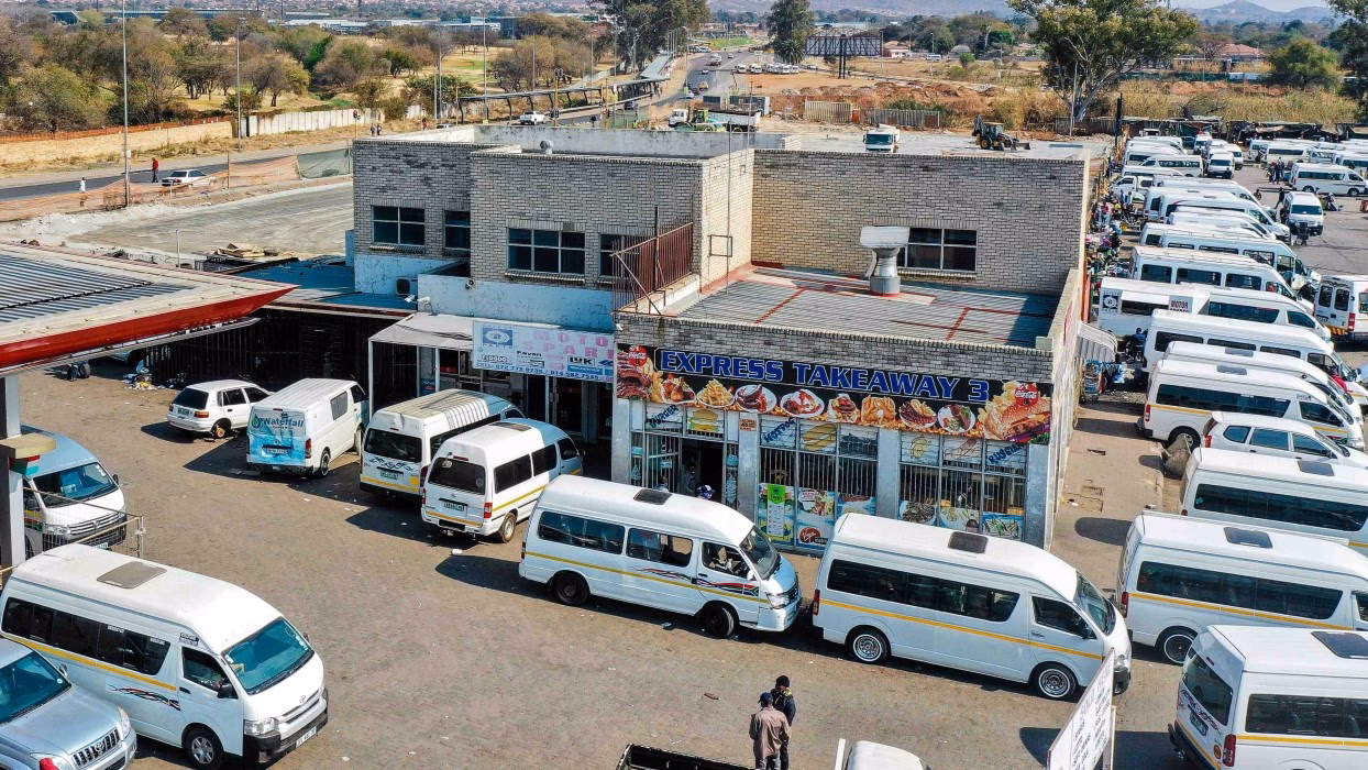 How much does a taxi cost in Johannesburg?