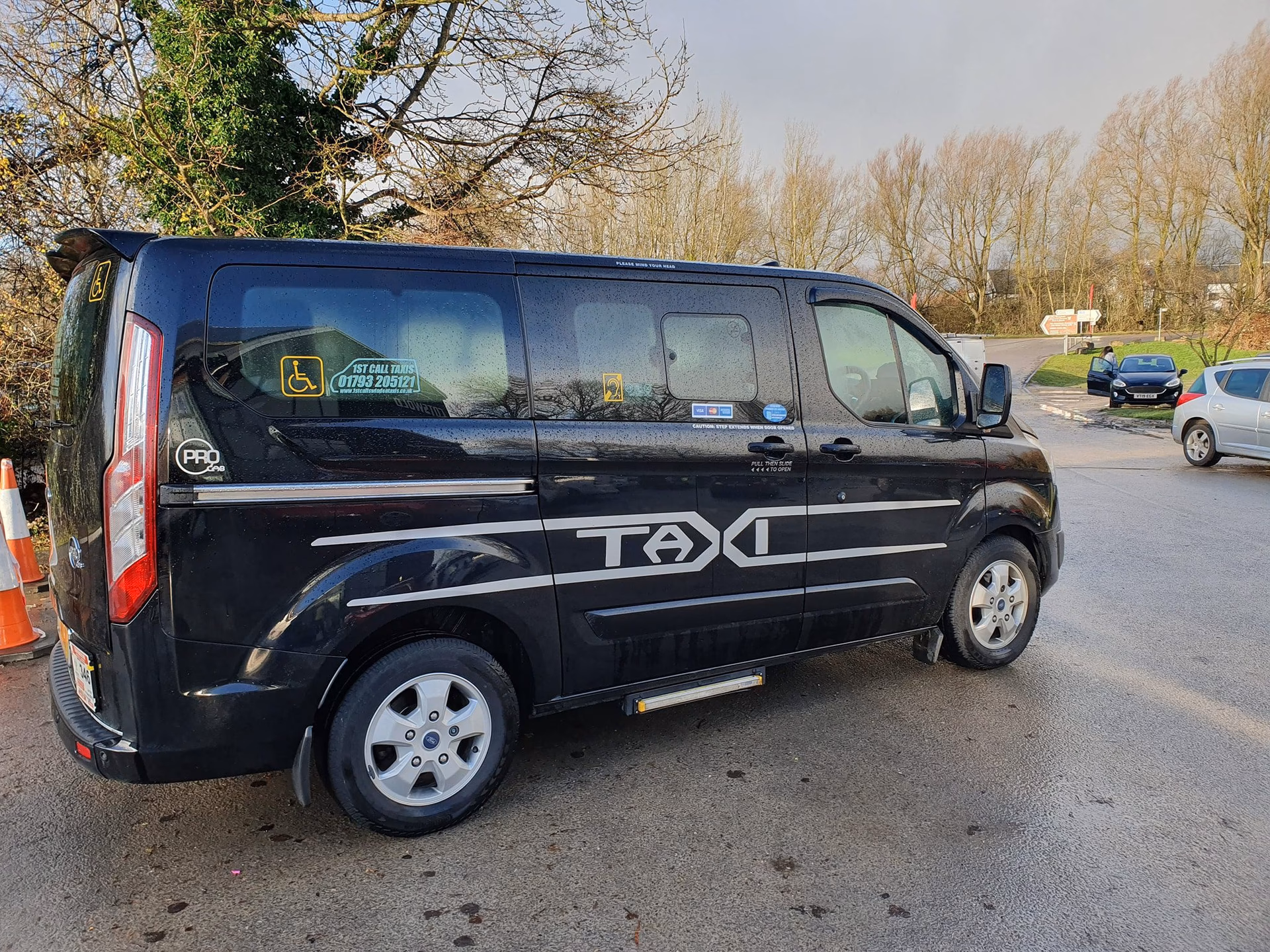 How do I get from Salisbury to Tidworth?