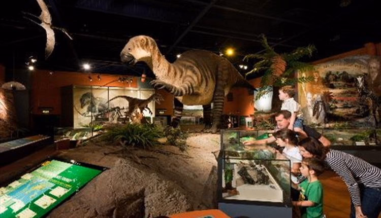 How much does it cost to get from Ryde to Ventnor?