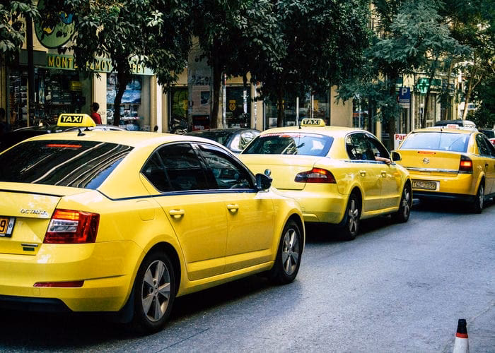 How to estimate taxi price in Greece?