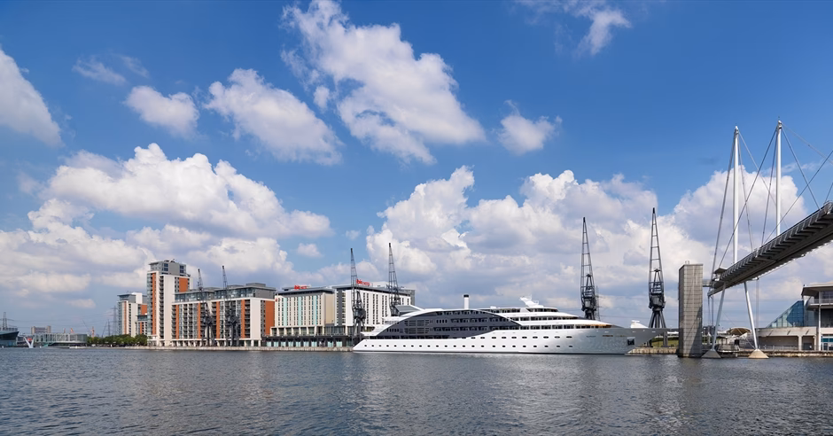 Does Sunborn London have a parking space?