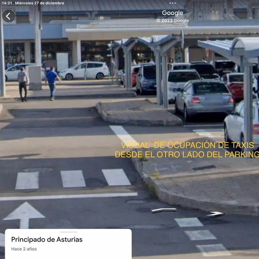 How do I pay for a taxi in Madrid?