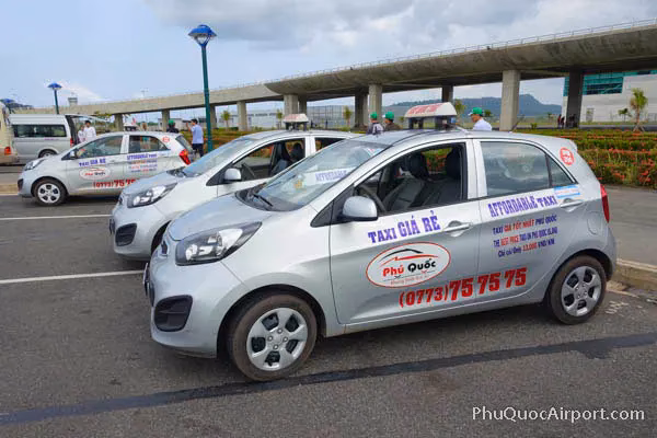 Can I book a taxi to Phu Quoc Airport?