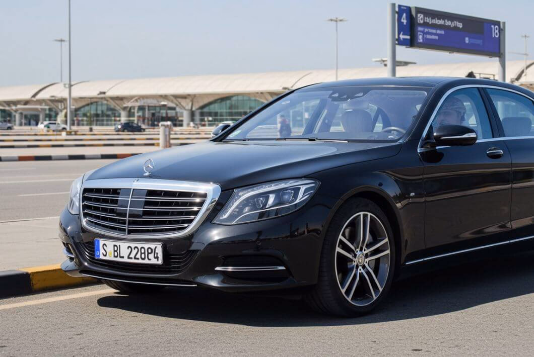 How does the taxi fare calculator work in Newark NJ?