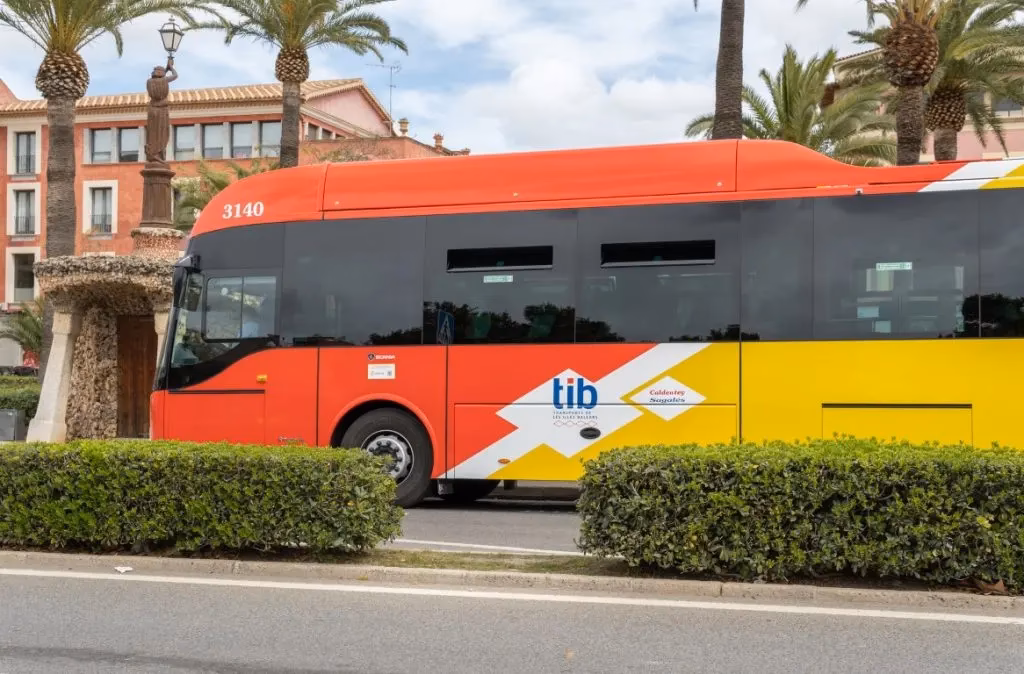 How much is a Palma Airport transfer (PMI) to Magaluf?