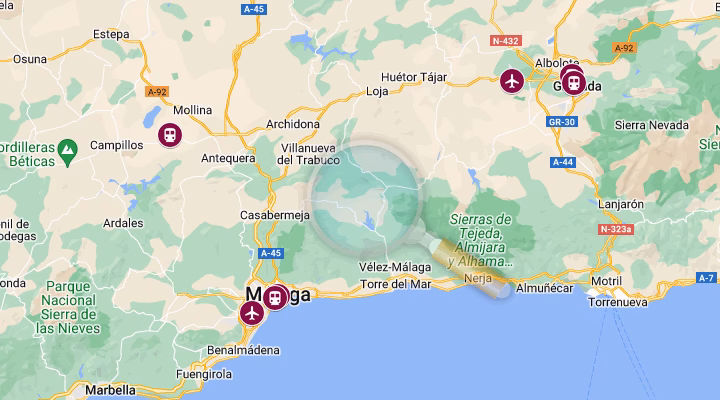 How to travel from Granada to Malaga?