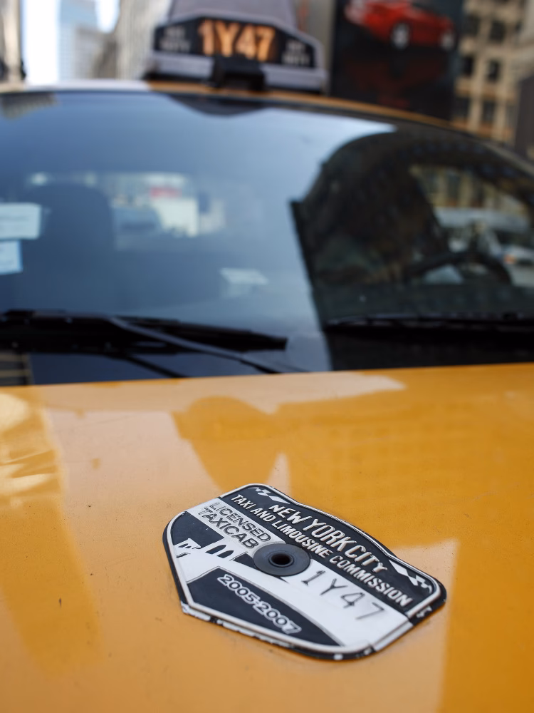 How many cab medallions are there in New York?
