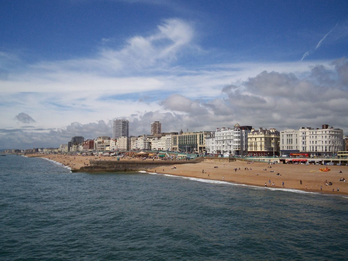 How to get from London to Brighton by train?
