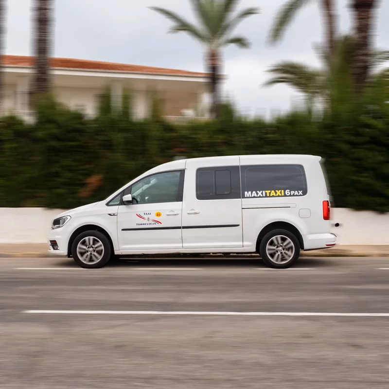 How to get from Torrevieja airport to your hotel?