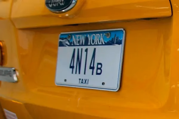 Do I need a licence to drive a taxi in London?