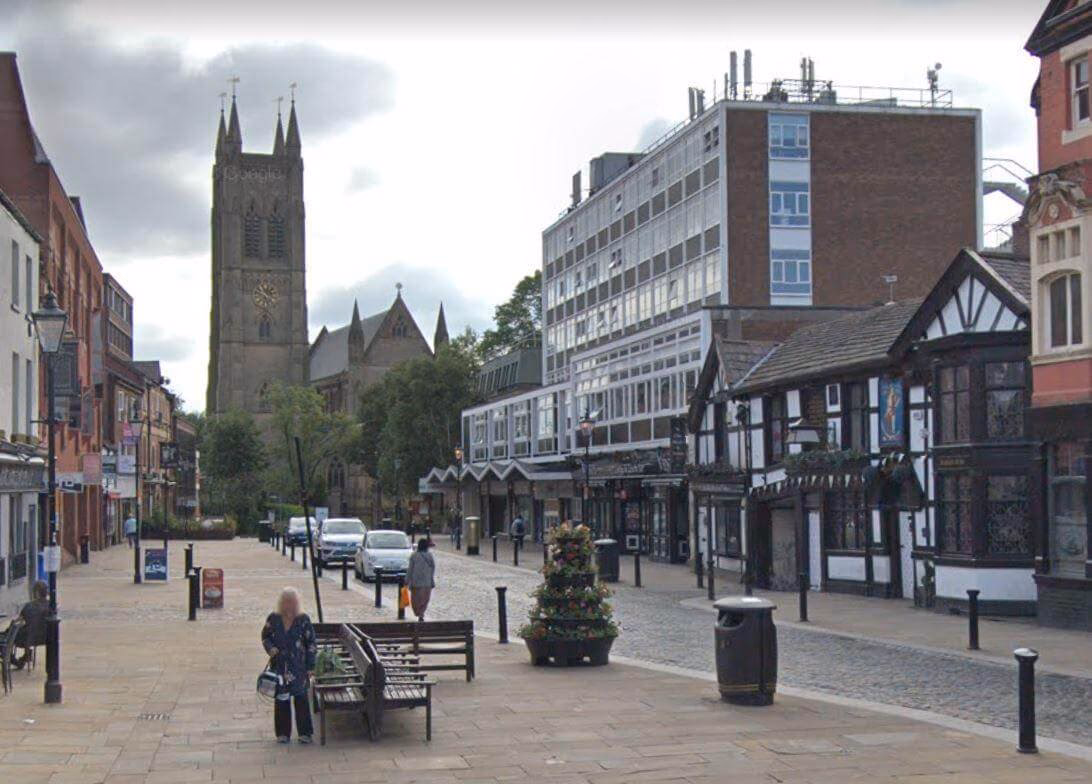 How do I get from Manchester Oxford Road to Bolton?