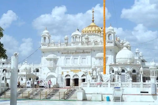 Why should you choose cabbazar for Hyderabad to Nanded taxi?