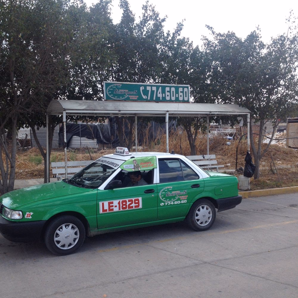 How do I book a limo at talixo?